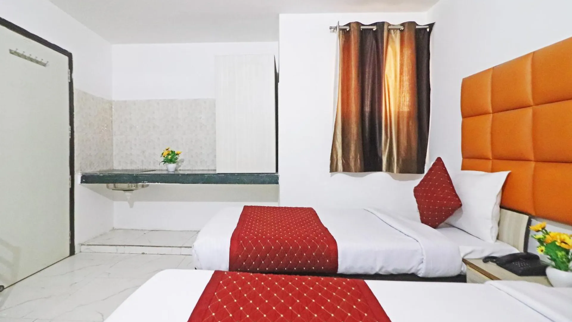 Hotel Clink New Delhi Airport