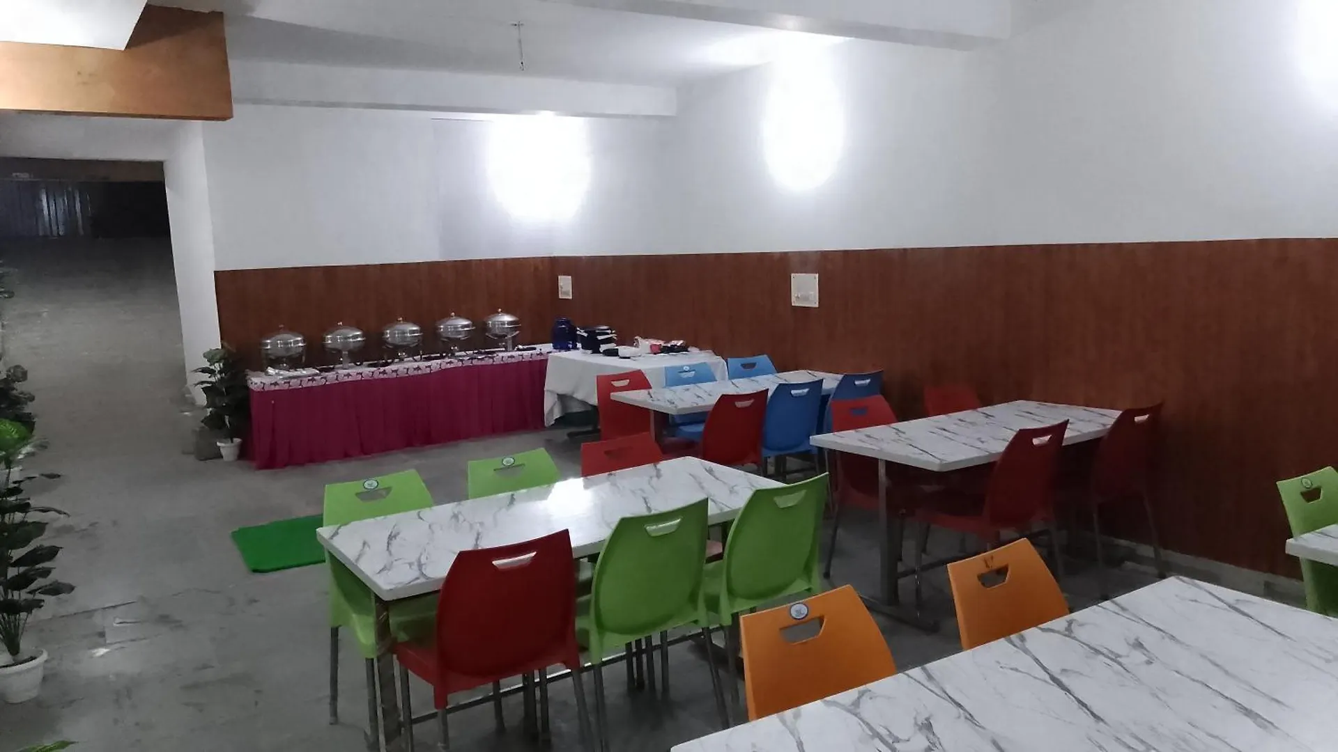 *** Bed & Breakfast Hotel Clink New Delhi Airport India